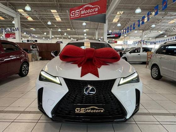 LEXUS UX 250h 2.0 VVT-I HYBRID F-SPORT CVT LEXUS UX 250h 2.0 VVT-I HYBRID F-SPORT CVT